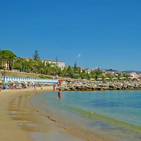Bådhotel Barca A Vela A Due Alberi Di 15 M Con 7 Posti Letto A Portosole Con Parcheggio